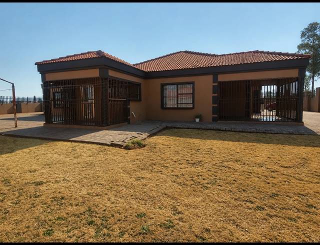 3 BEDROOM HOUSE FOR SALE IN KOOKRUS